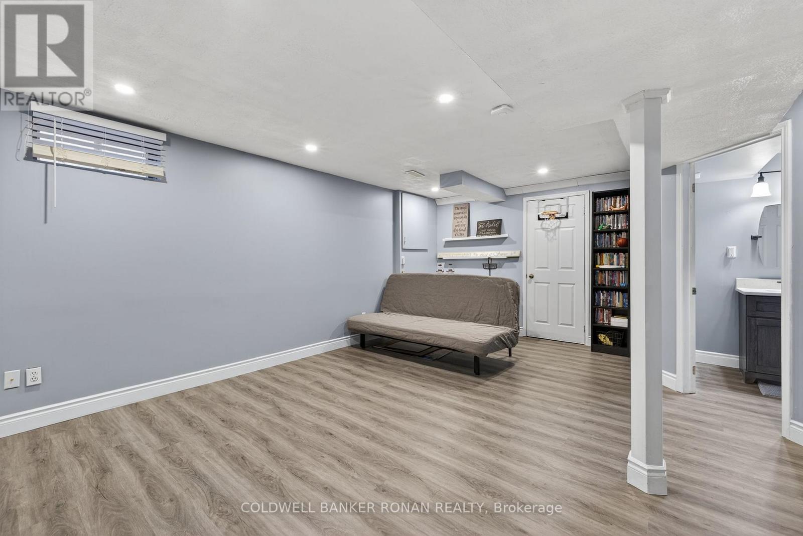 82 Oak Street, New Tecumseth, Ontario  L9R 1P3 - Photo 32 - N12883364