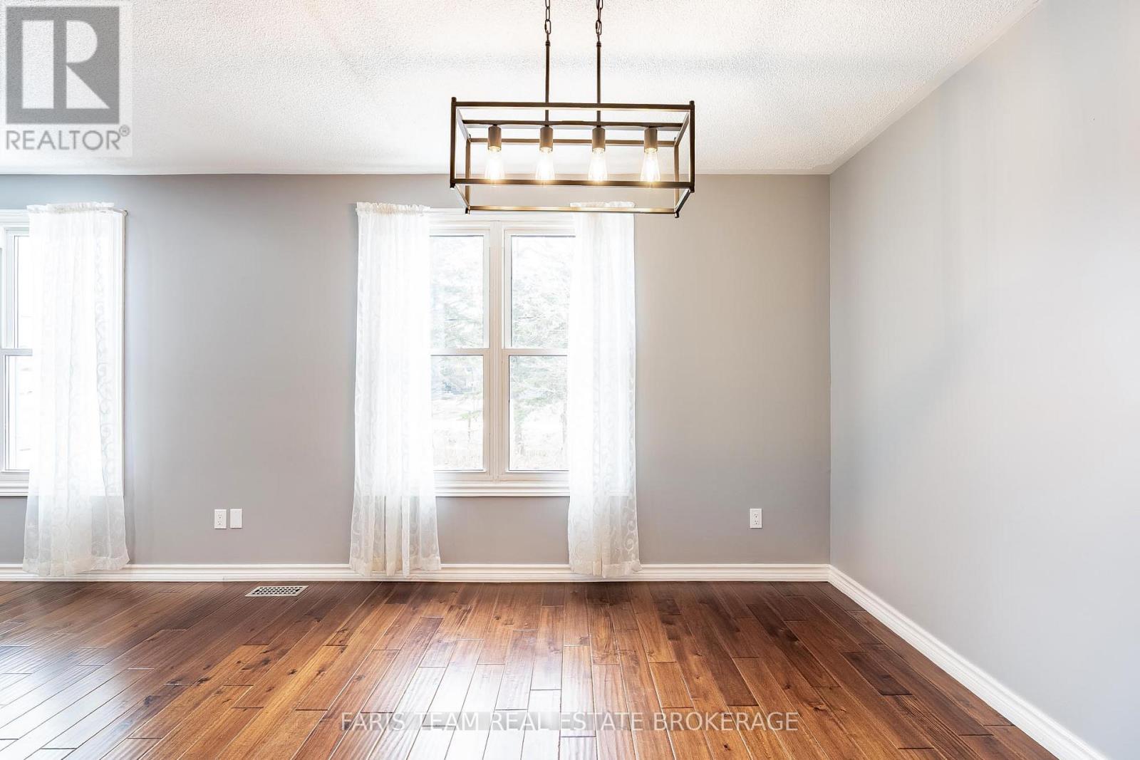 2200 Richard Street, Innisfil, Ontario  L9S 2C4 - Photo 14 - N12883368