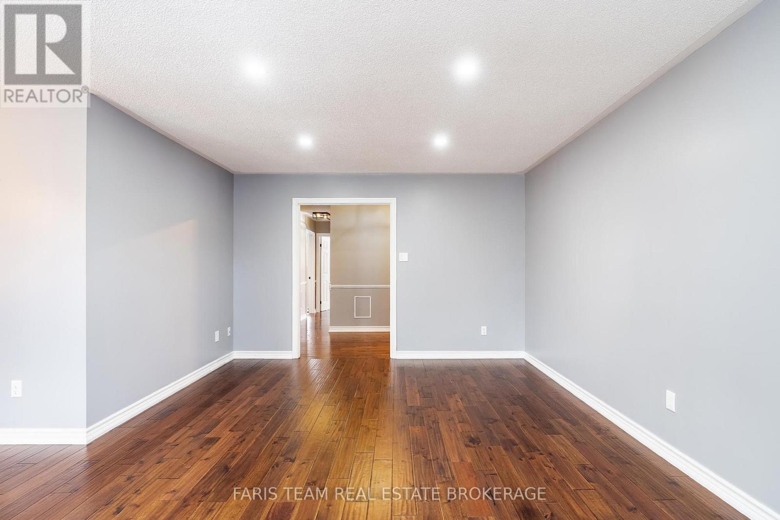 2200 Richard Street, Innisfil, Ontario  L9S 2C4 - Photo 18 - N12883368