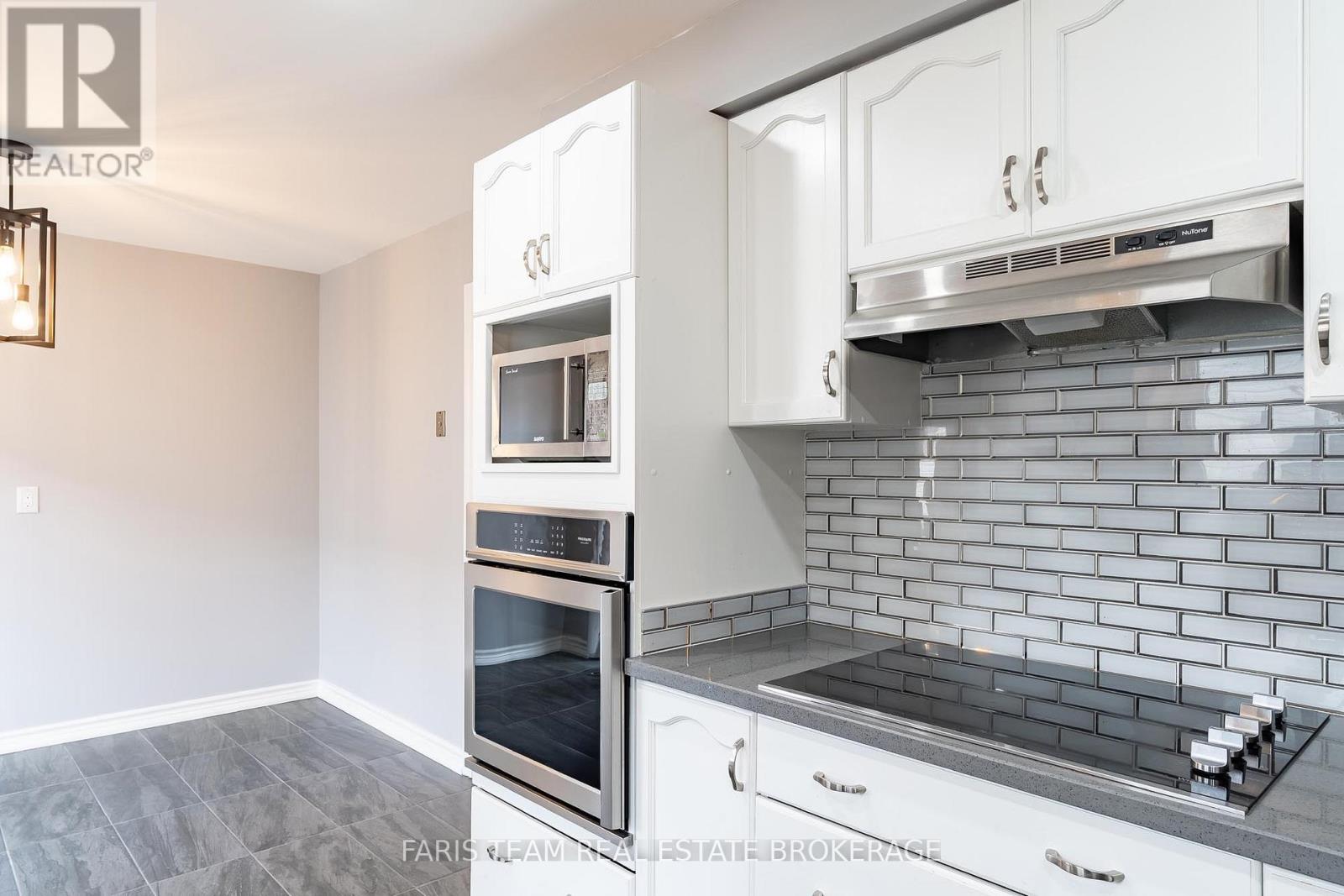 2200 Richard Street, Innisfil, Ontario  L9S 2C4 - Photo 8 - N12883368