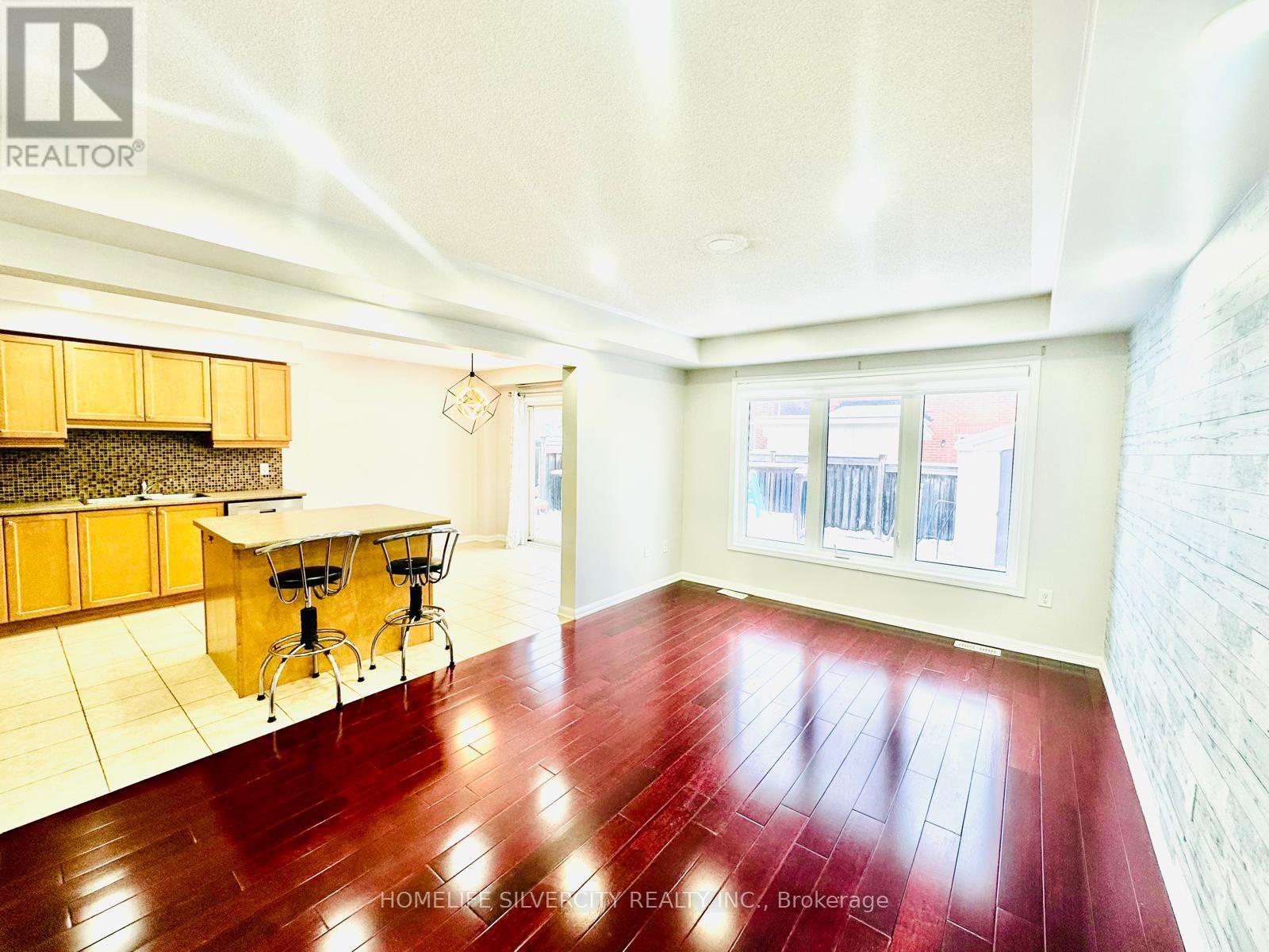 Main Level - 29 Lathbury Street S, Brampton, Ontario  L7A 0R6 - Photo 6 - W12779484