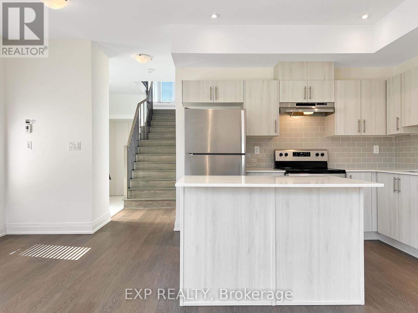 2 HAVEN LANE, Barrie, Ontario