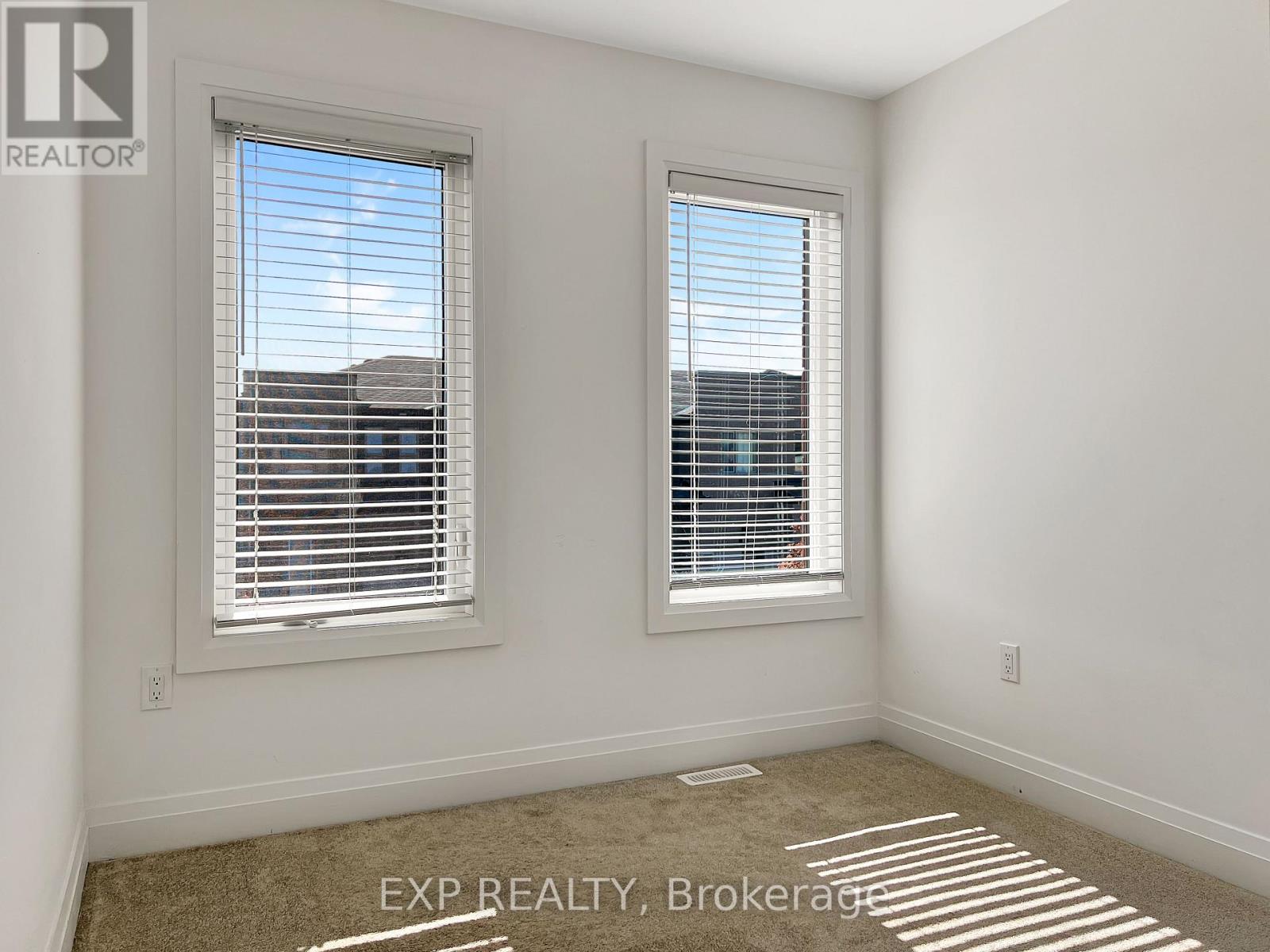 2 Haven Lane, Barrie, Ontario  L9J 0M4 - Photo 20 - S12883372