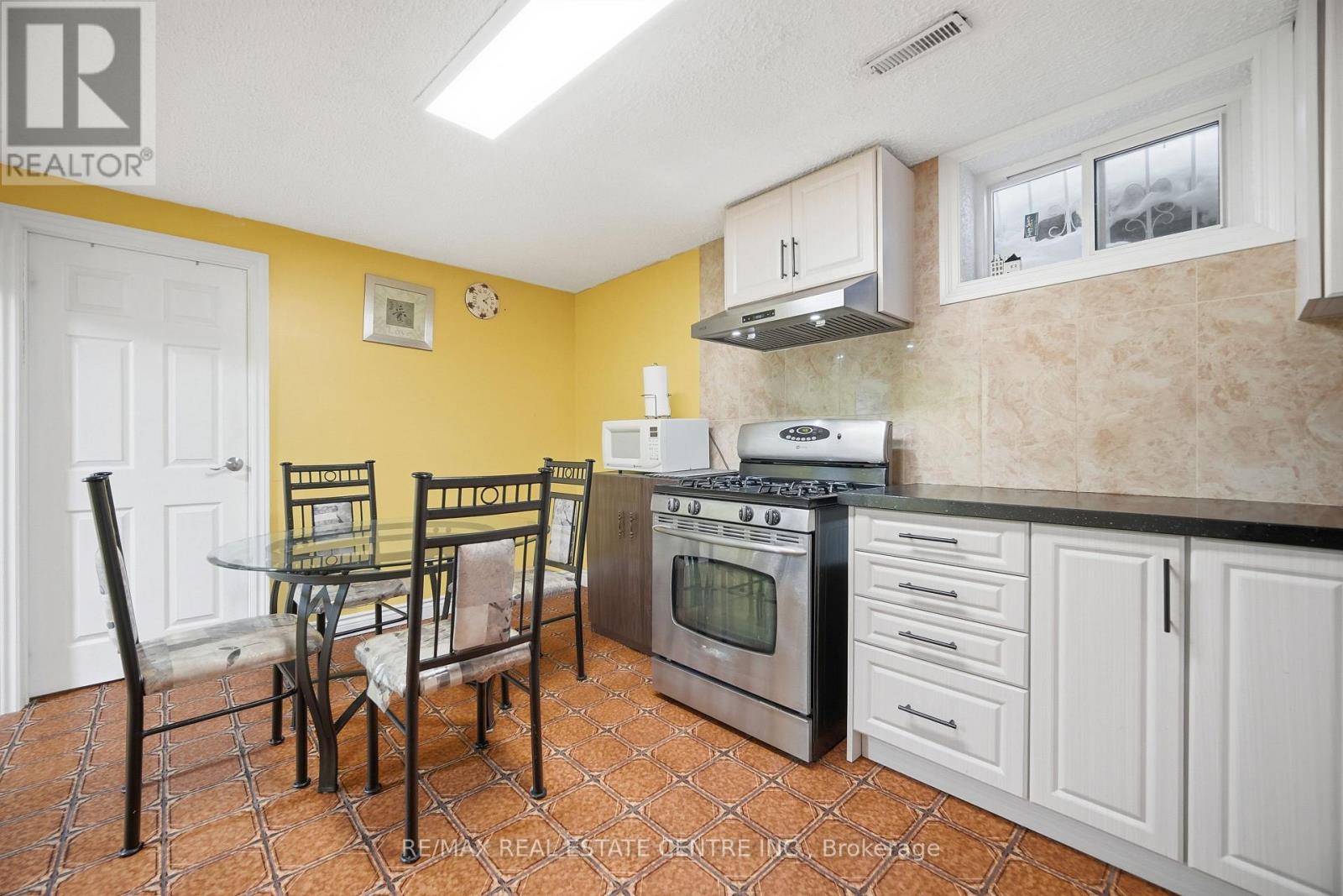 2555 Cynara Road, Mississauga, Ontario  L5B 2R5 - Photo 38 - W12883354