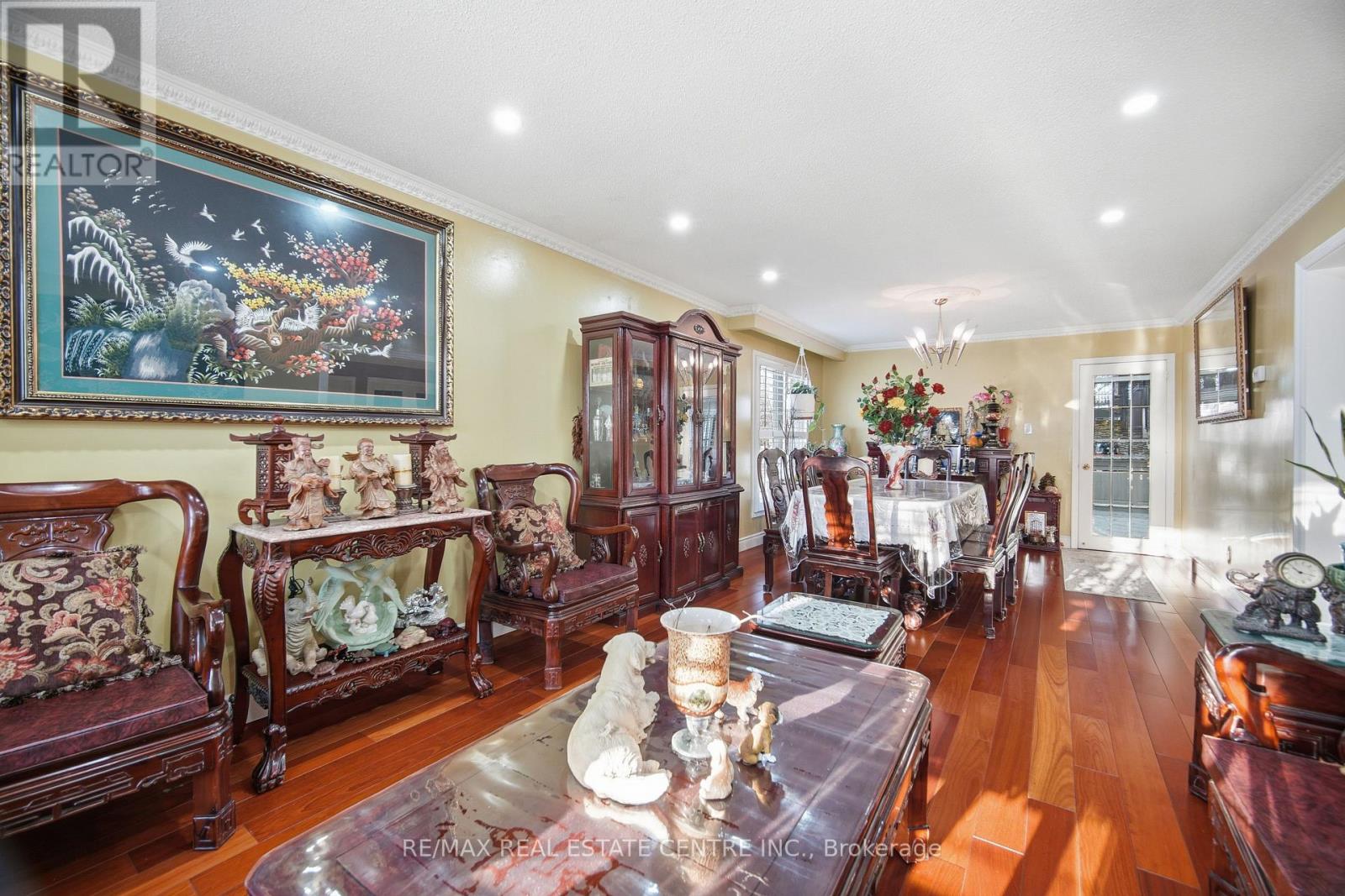 2555 Cynara Road, Mississauga, Ontario  L5B 2R5 - Photo 9 - W12883354