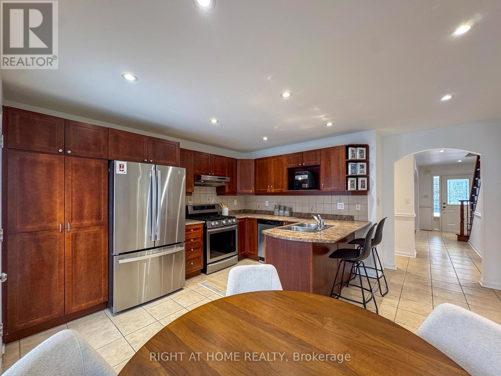 842 Fourth Line, Milton, Ontario  L9T 6M5 - Photo 11 - W12883360