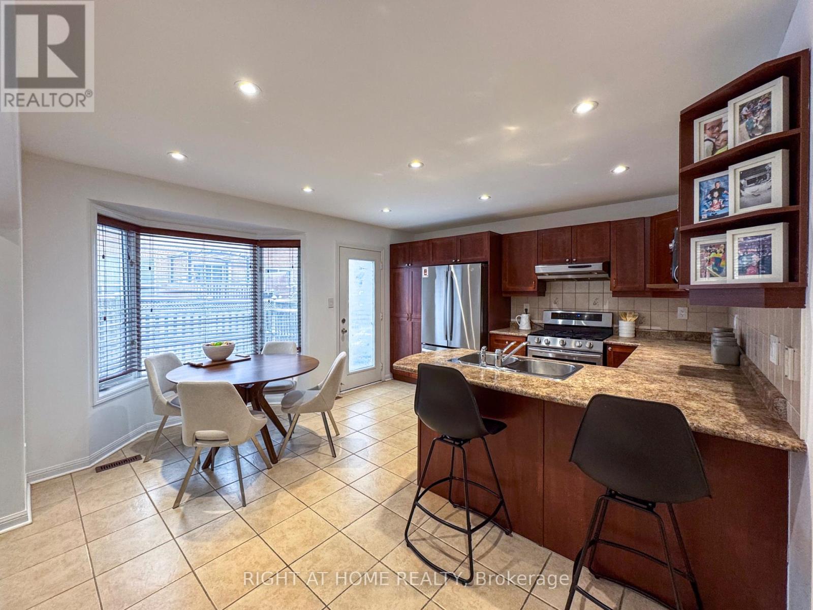 842 Fourth Line, Milton, Ontario  L9T 6M5 - Photo 12 - W12883360