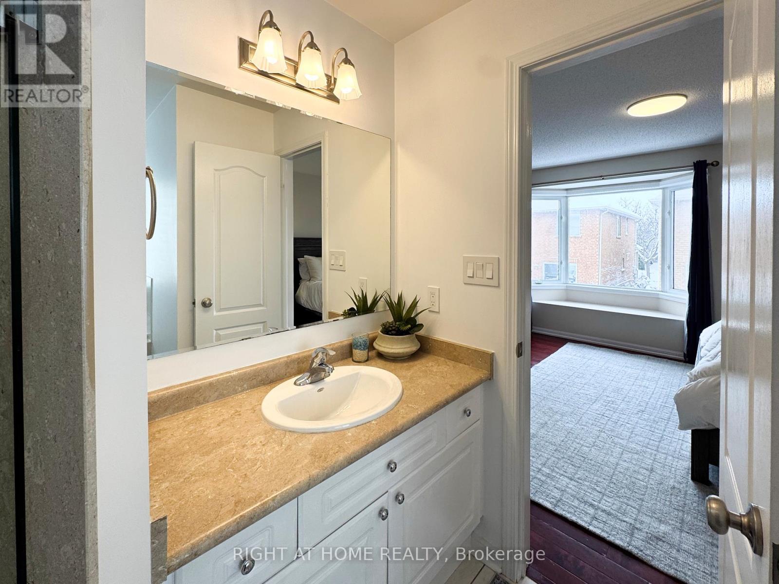 842 Fourth Line, Milton, Ontario  L9T 6M5 - Photo 31 - W12883360