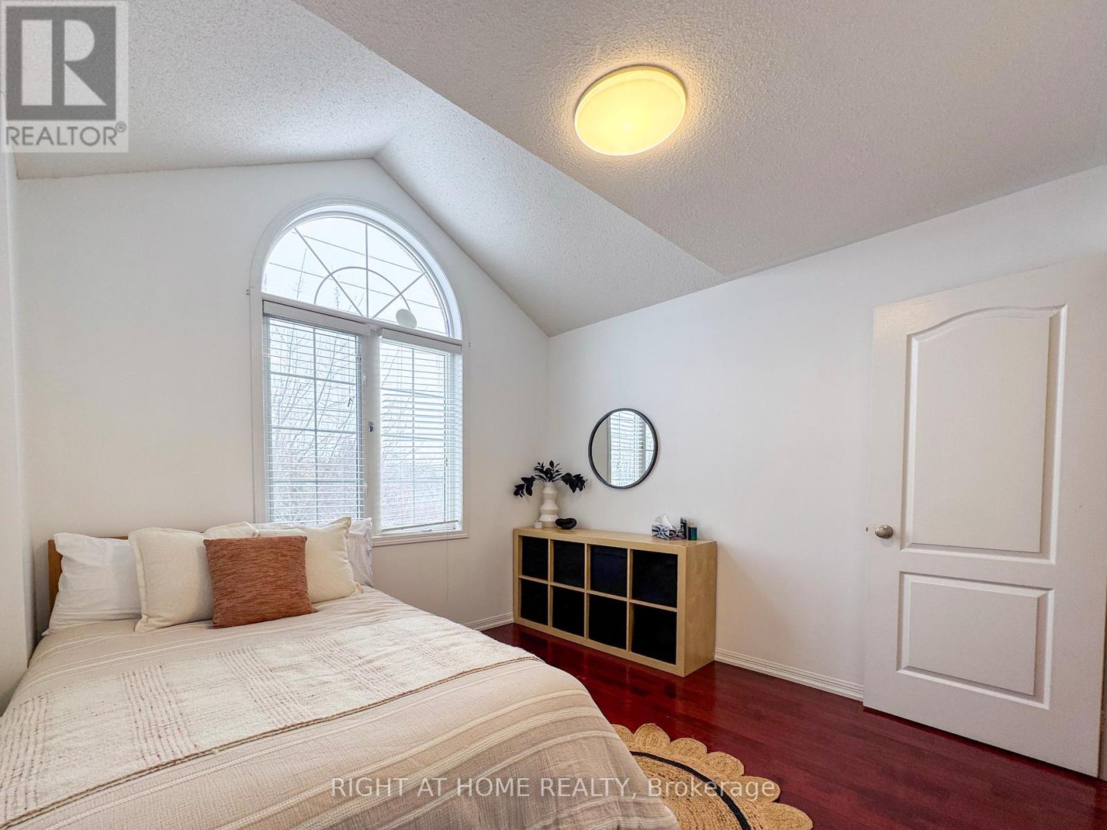 842 Fourth Line, Milton, Ontario  L9T 6M5 - Photo 35 - W12883360