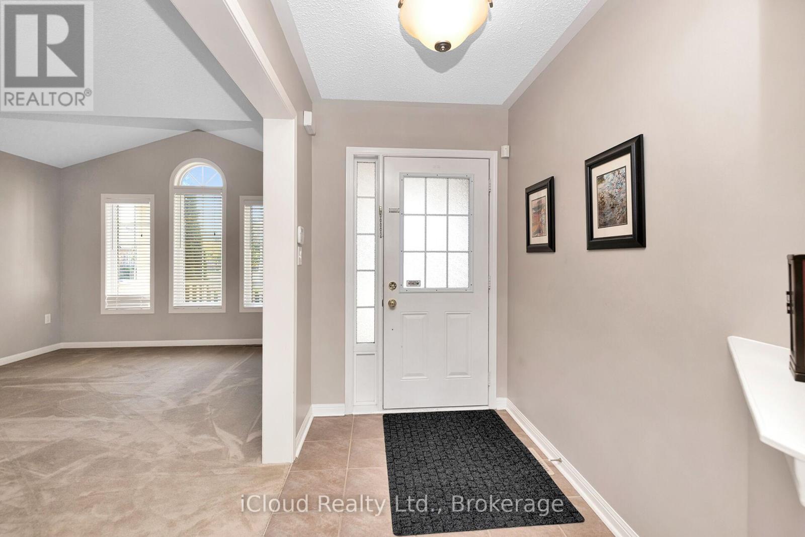 11 Bonavista Drive, Brampton, Ontario  L6X 0N2 - Photo 6 - W12883388