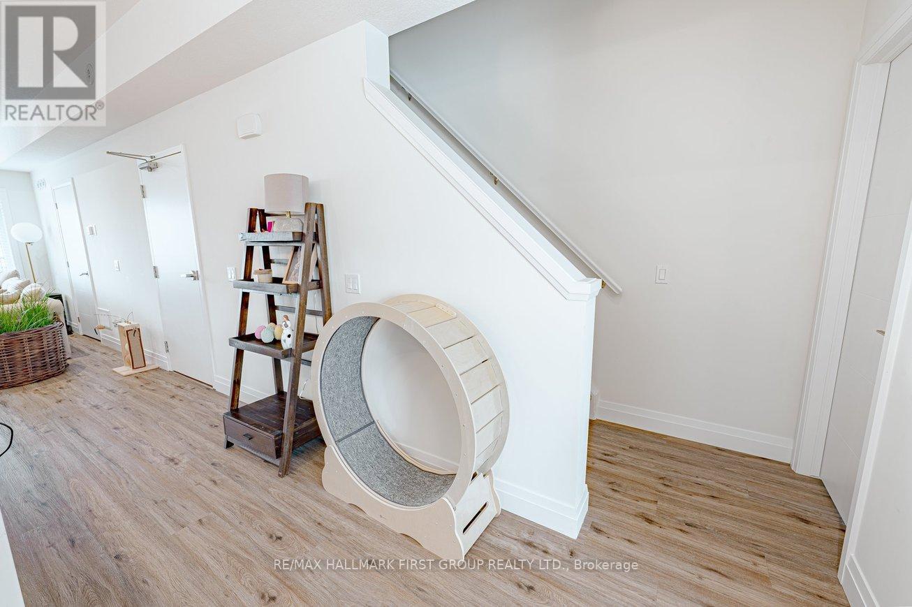 12 Lily Lane, Guelph, Ontario  N1L 0R2 - Photo 15 - X12883356