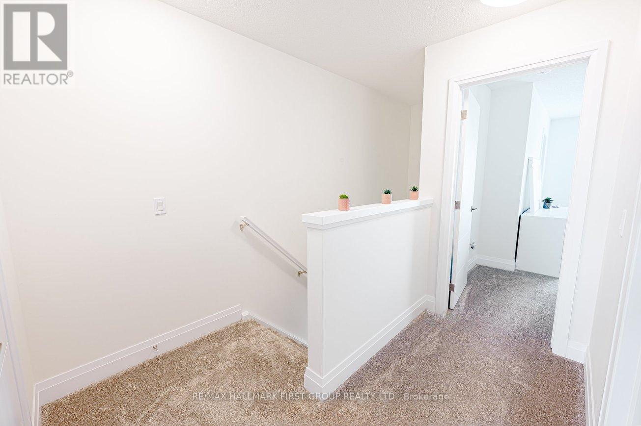 12 Lily Lane, Guelph, Ontario  N1L 0R2 - Photo 16 - X12883356