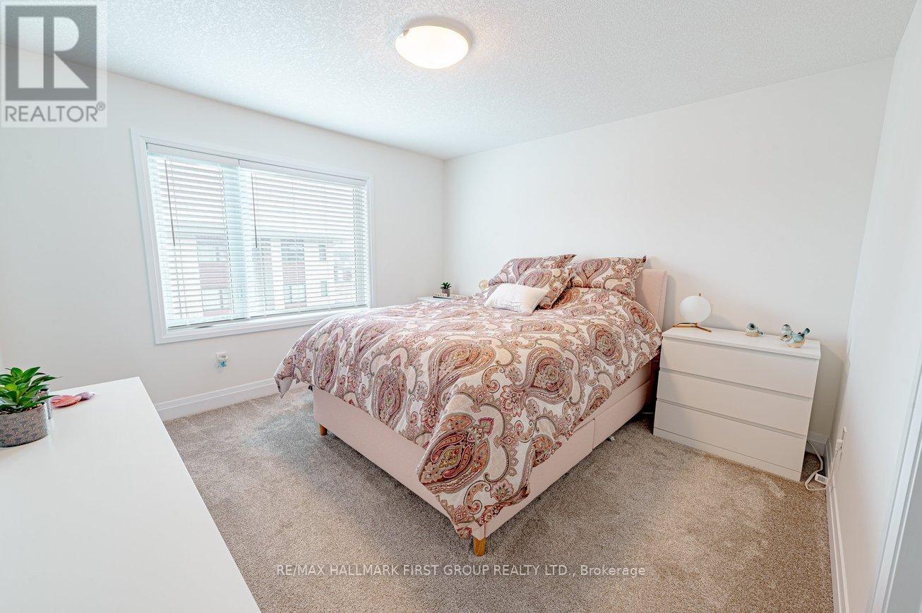 12 Lily Lane, Guelph, Ontario  N1L 0R2 - Photo 23 - X12883356