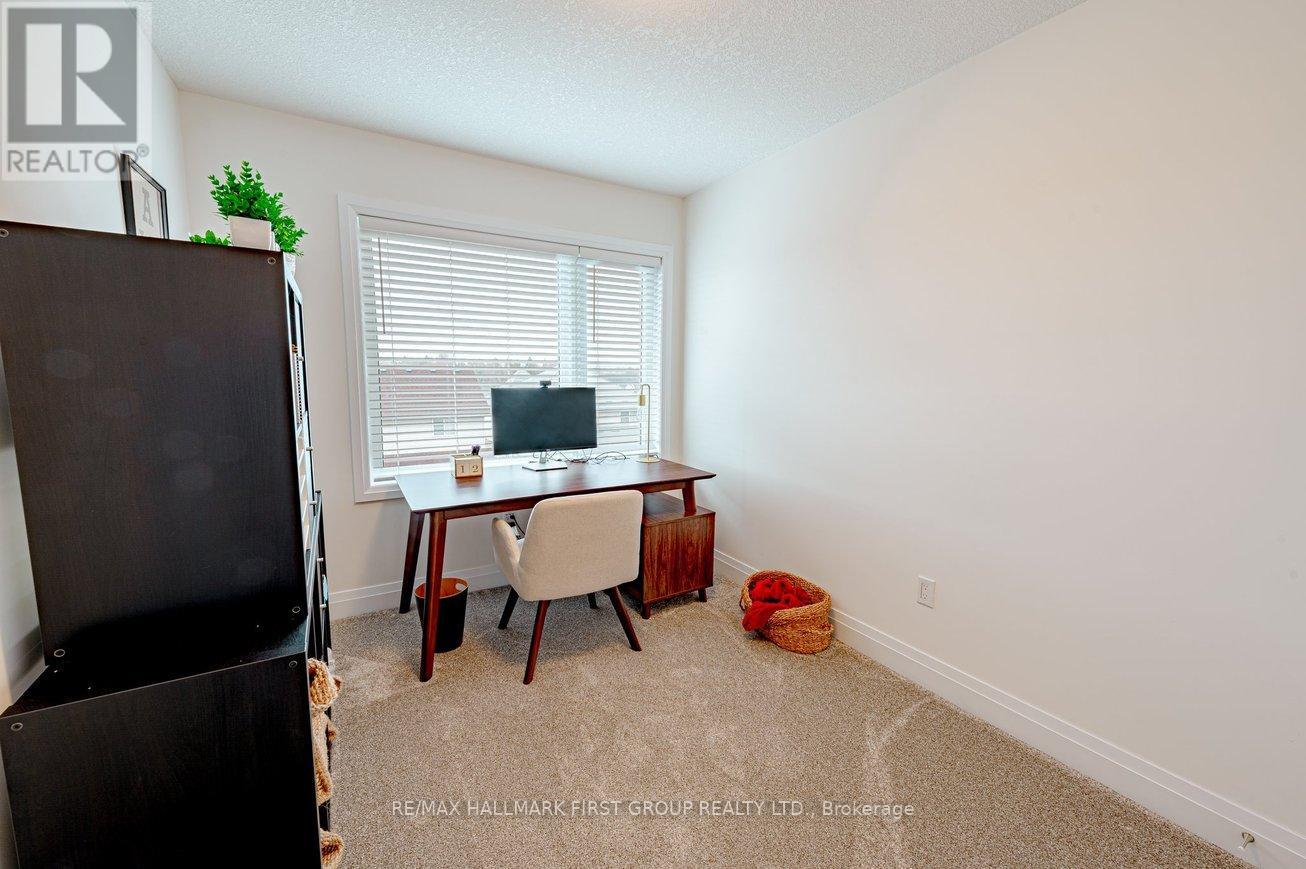 12 Lily Lane, Guelph, Ontario  N1L 0R2 - Photo 25 - X12883356