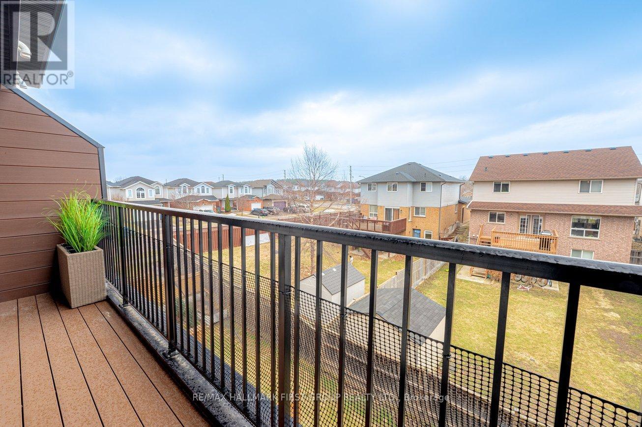 12 Lily Lane, Guelph, Ontario  N1L 0R2 - Photo 30 - X12883356