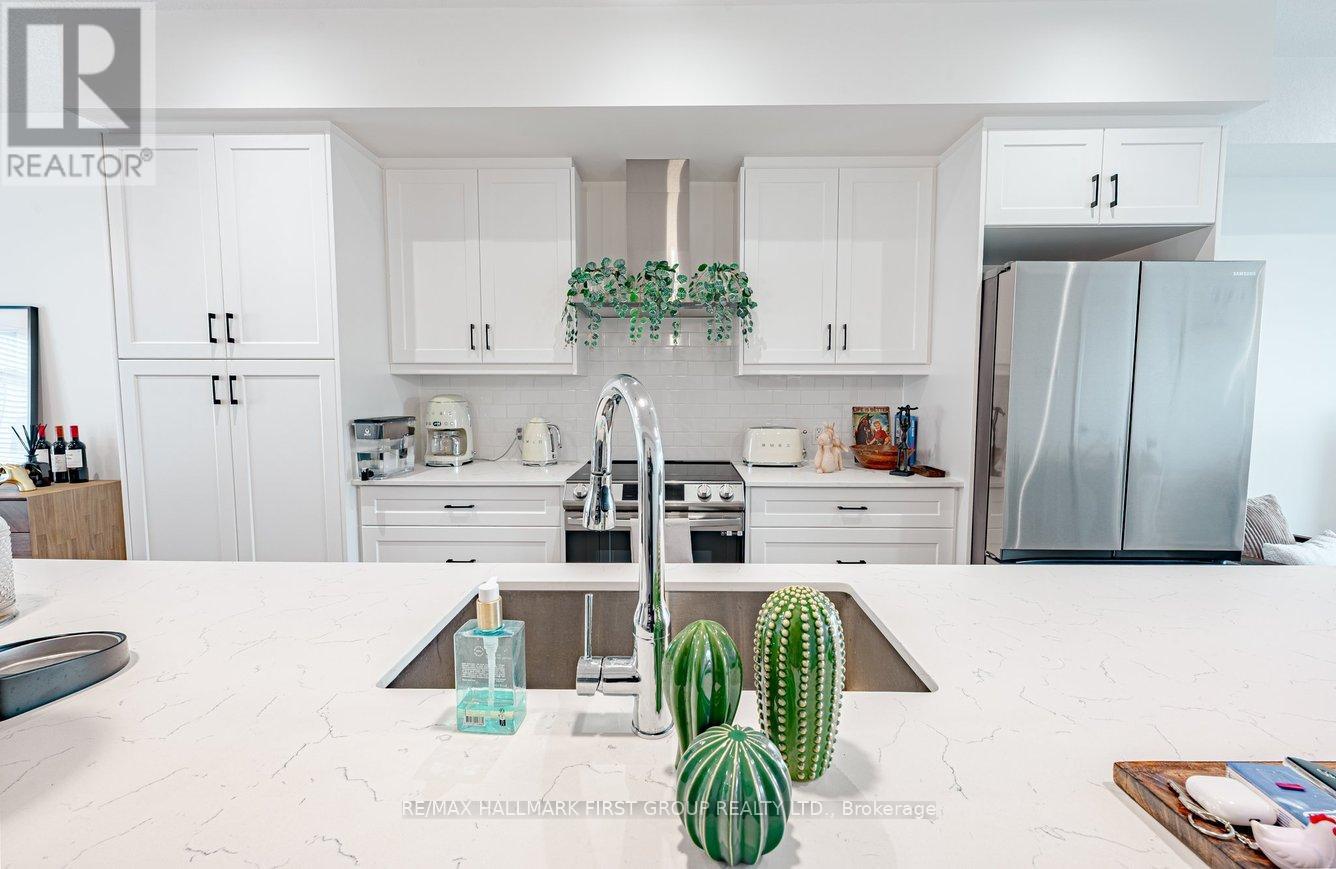 12 Lily Lane, Guelph, Ontario  N1L 0R2 - Photo 8 - X12883356