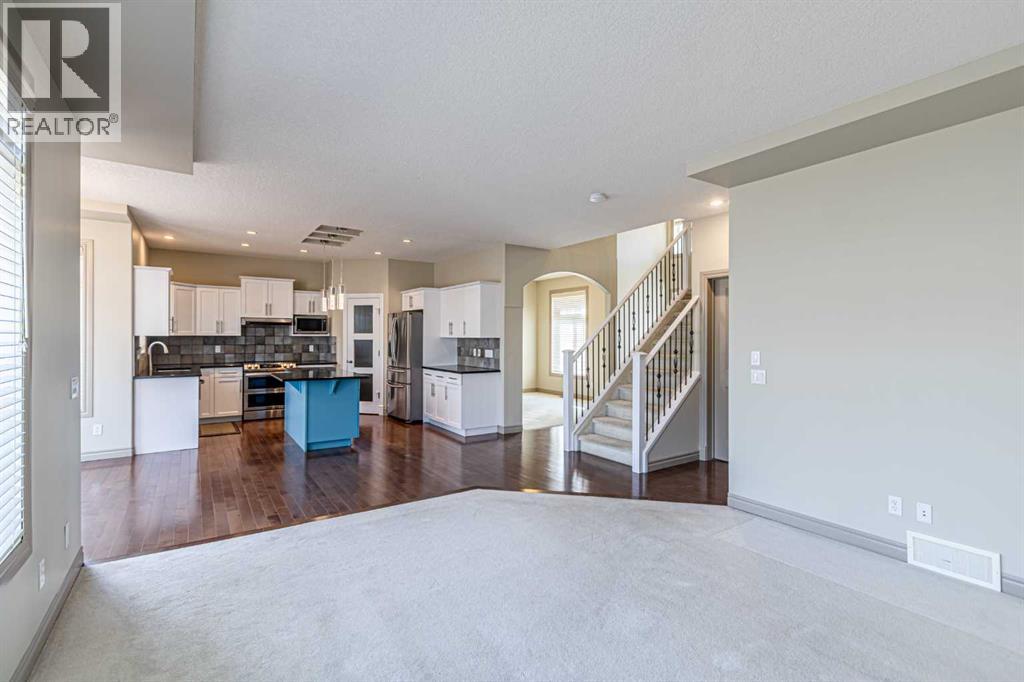 67 Evergreen Row Sw, Calgary, Alberta  t2y 5h9 - Photo 2 - A2289866