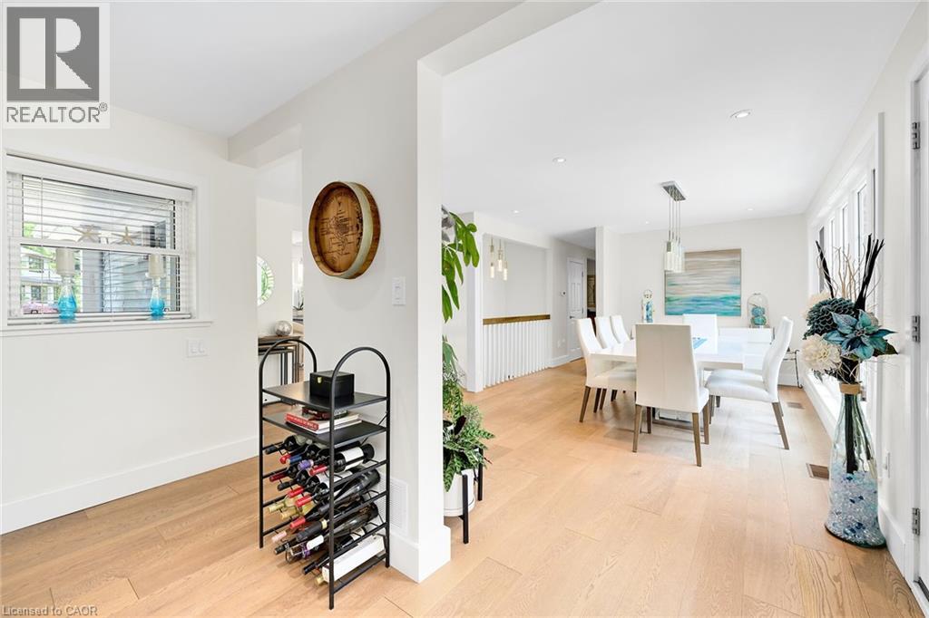 140 Wellington Street, Waterdown, Ontario  L0R 2H0 - Photo 17 - 40810517