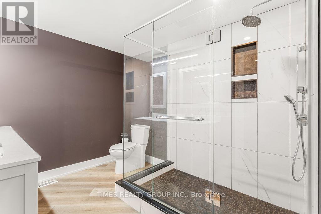 198 Cullum Court, Burlington, Ontario  L7T 4A9 - Photo 17 - W12865074