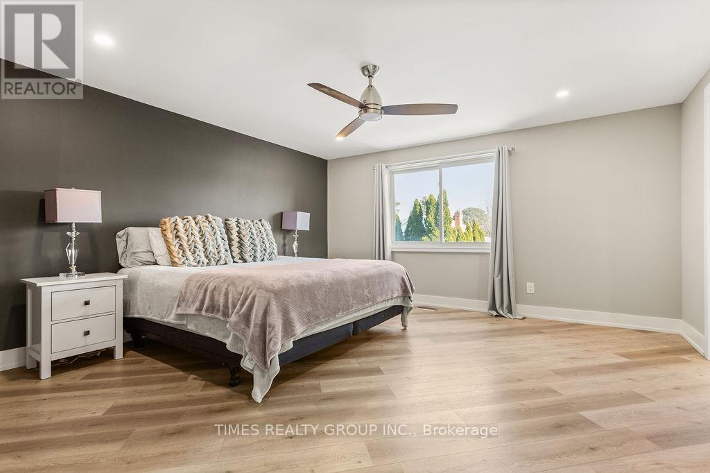 198 Cullum Court, Burlington, Ontario  L7T 4A9 - Photo 14 - W12865074