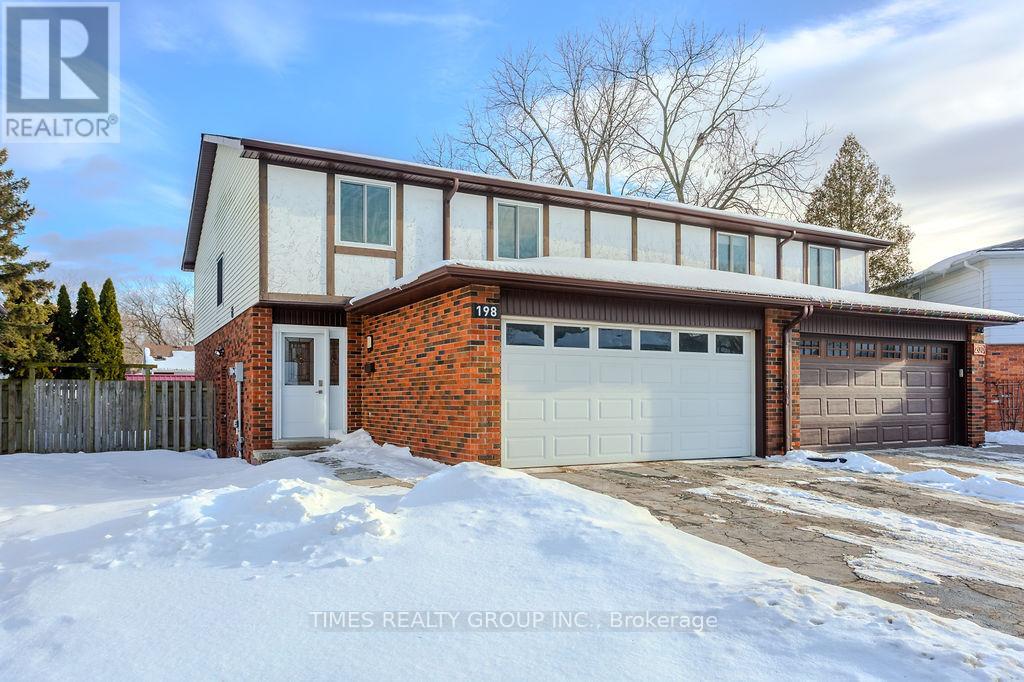 198 Cullum Court, Burlington, Ontario  L7T 4A9 - Photo 2 - W12865074