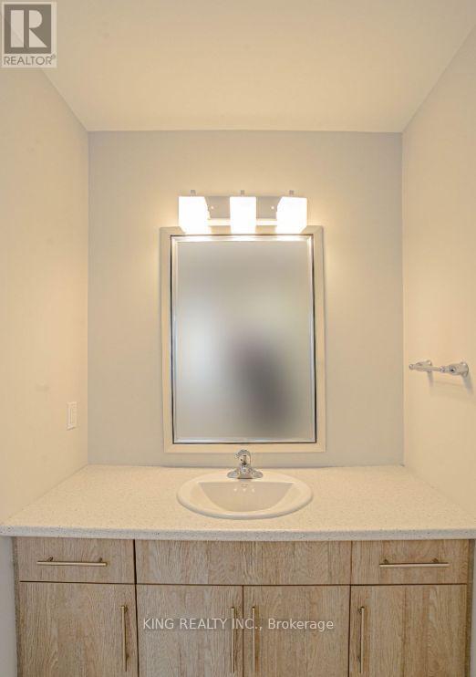 690 Chelton Road, London South, Ontario  N6M 0A1 - Photo 38 - X12882246