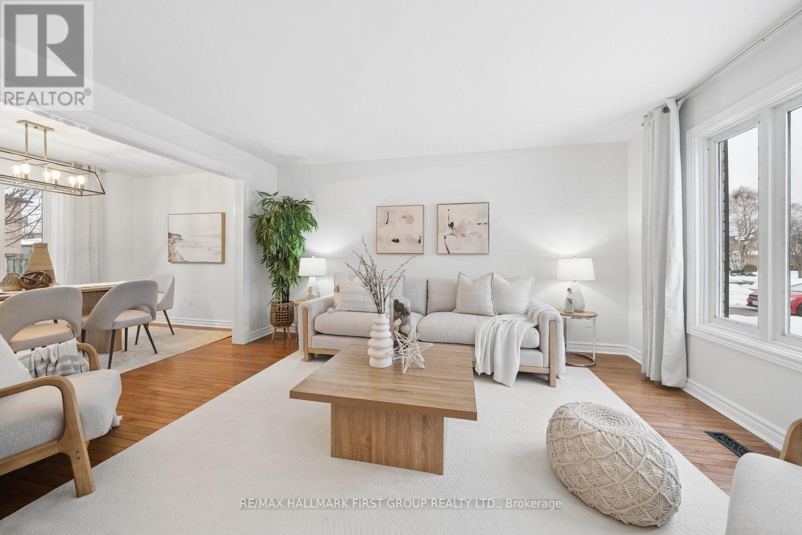 621 Beckworth Square, Pickering (Amberlea), Ontario  L1V 3X3 - Photo 2 - E12792310