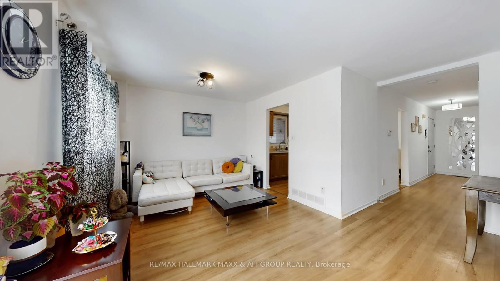 13 Don Head Village Boulevard, Richmond Hill, Ontario  L4C 7M3 - Photo 10 - N12878958