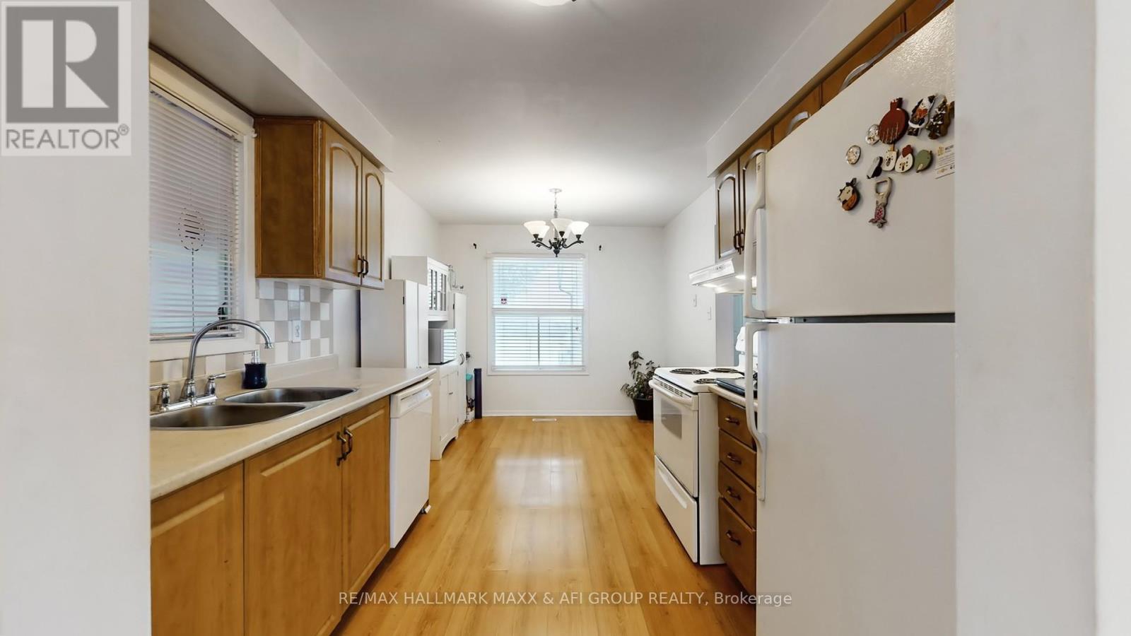 13 Don Head Village Boulevard, Richmond Hill, Ontario  L4C 7M3 - Photo 12 - N12878958