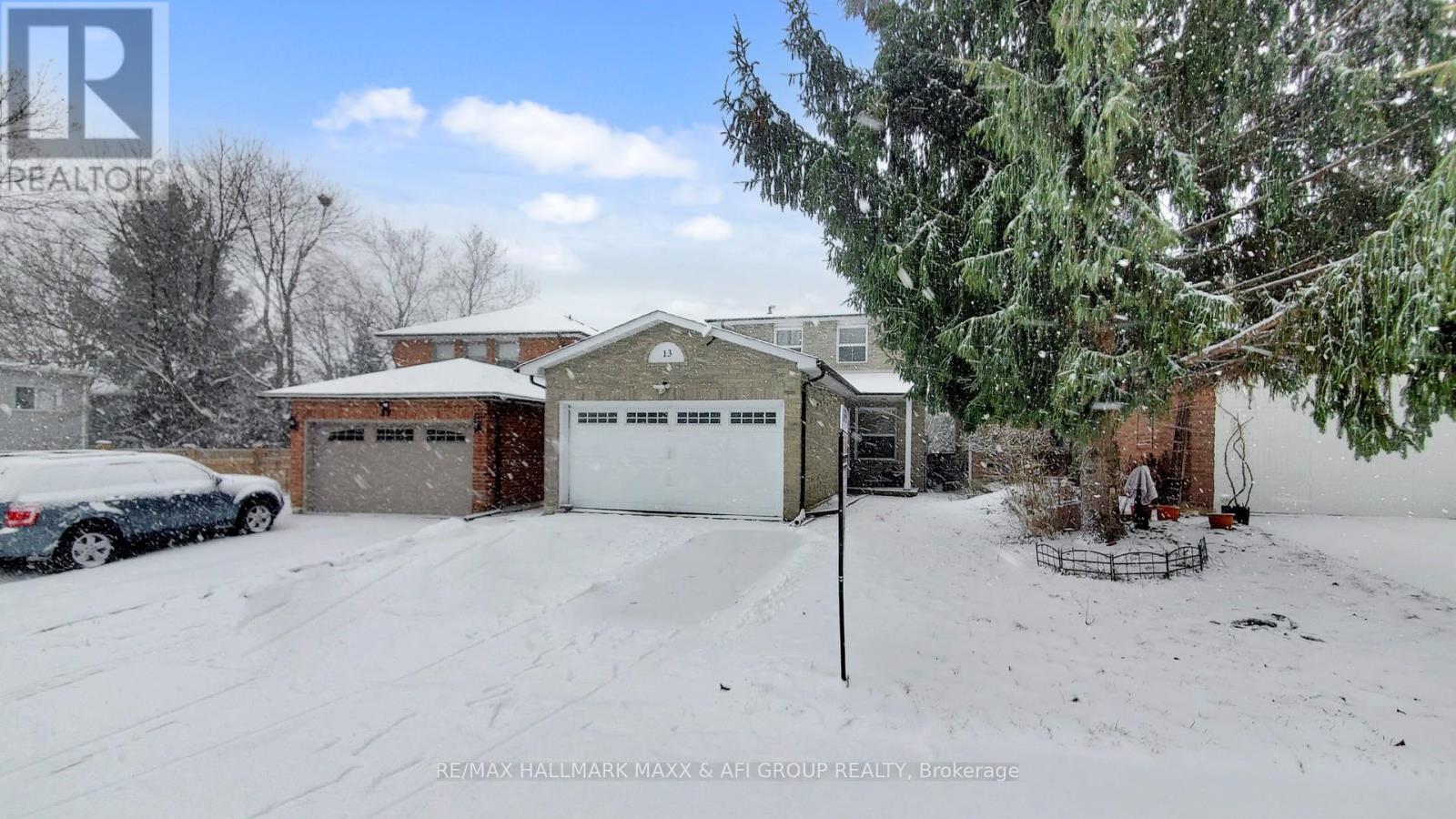 13 Don Head Village Boulevard, Richmond Hill, Ontario  L4C 7M3 - Photo 2 - N12878958
