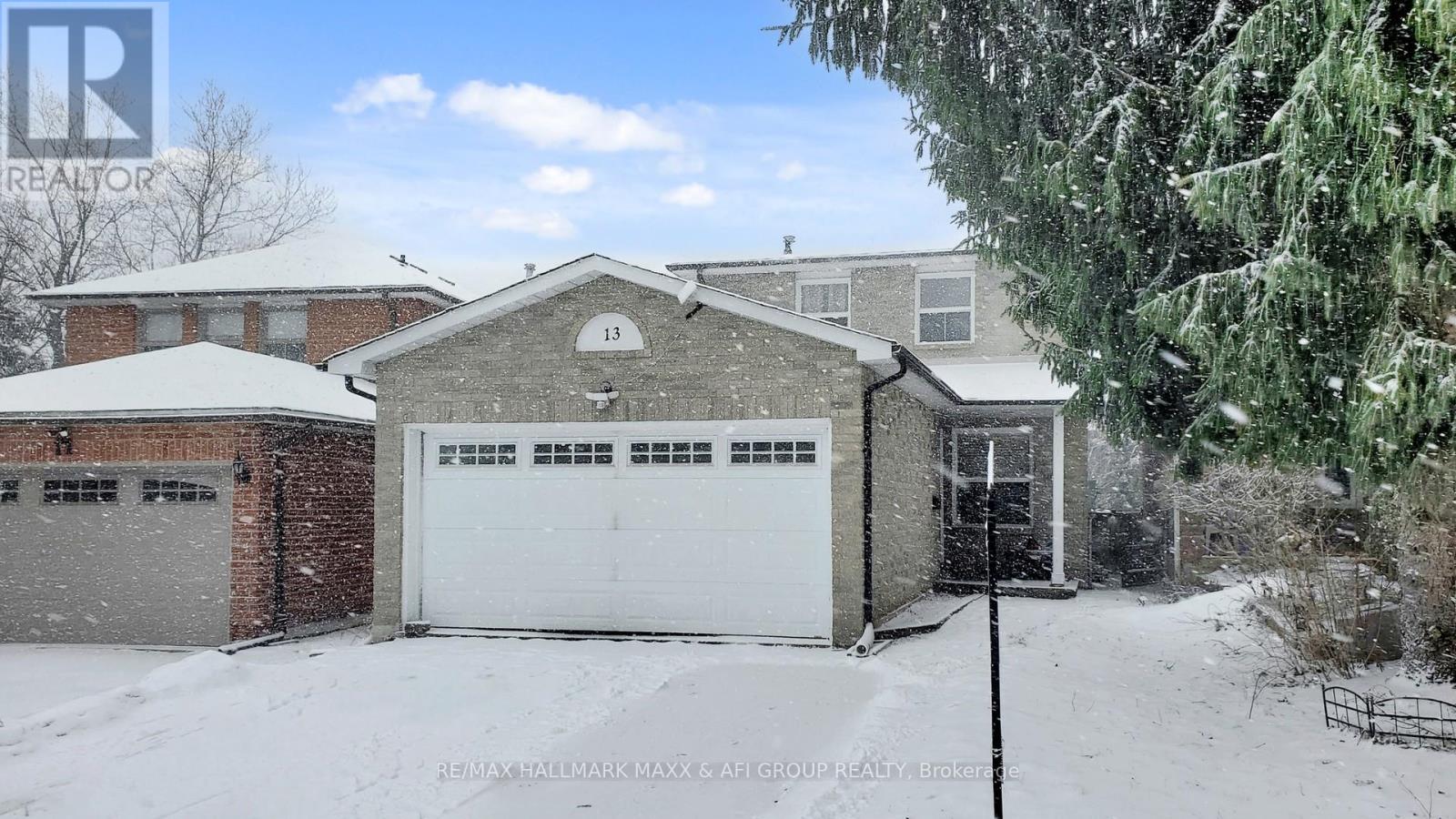 13 Don Head Village Boulevard, Richmond Hill, Ontario  L4C 7M3 - Photo 4 - N12878958