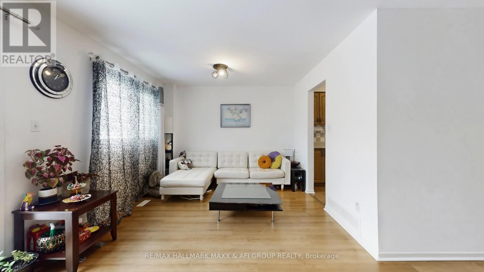 13 Don Head Village Boulevard, Richmond Hill, Ontario  L4C 7M3 - Photo 9 - N12878958