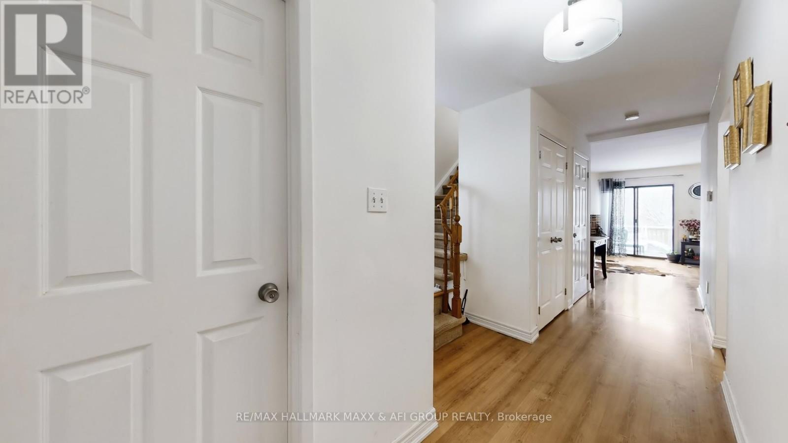 13 Don Head Village Boulevard, Richmond Hill, Ontario  L4C 7M3 - Photo 6 - N12878958