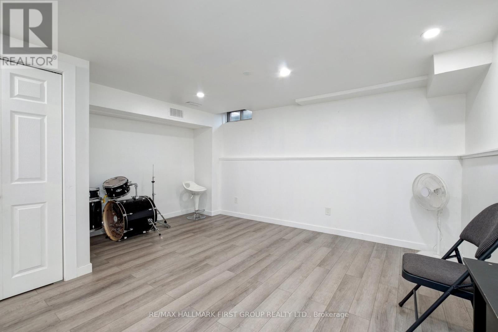 1456 Valley Drive, Oshawa, Ontario  L1J 7Z3 - Photo 14 - E12883402