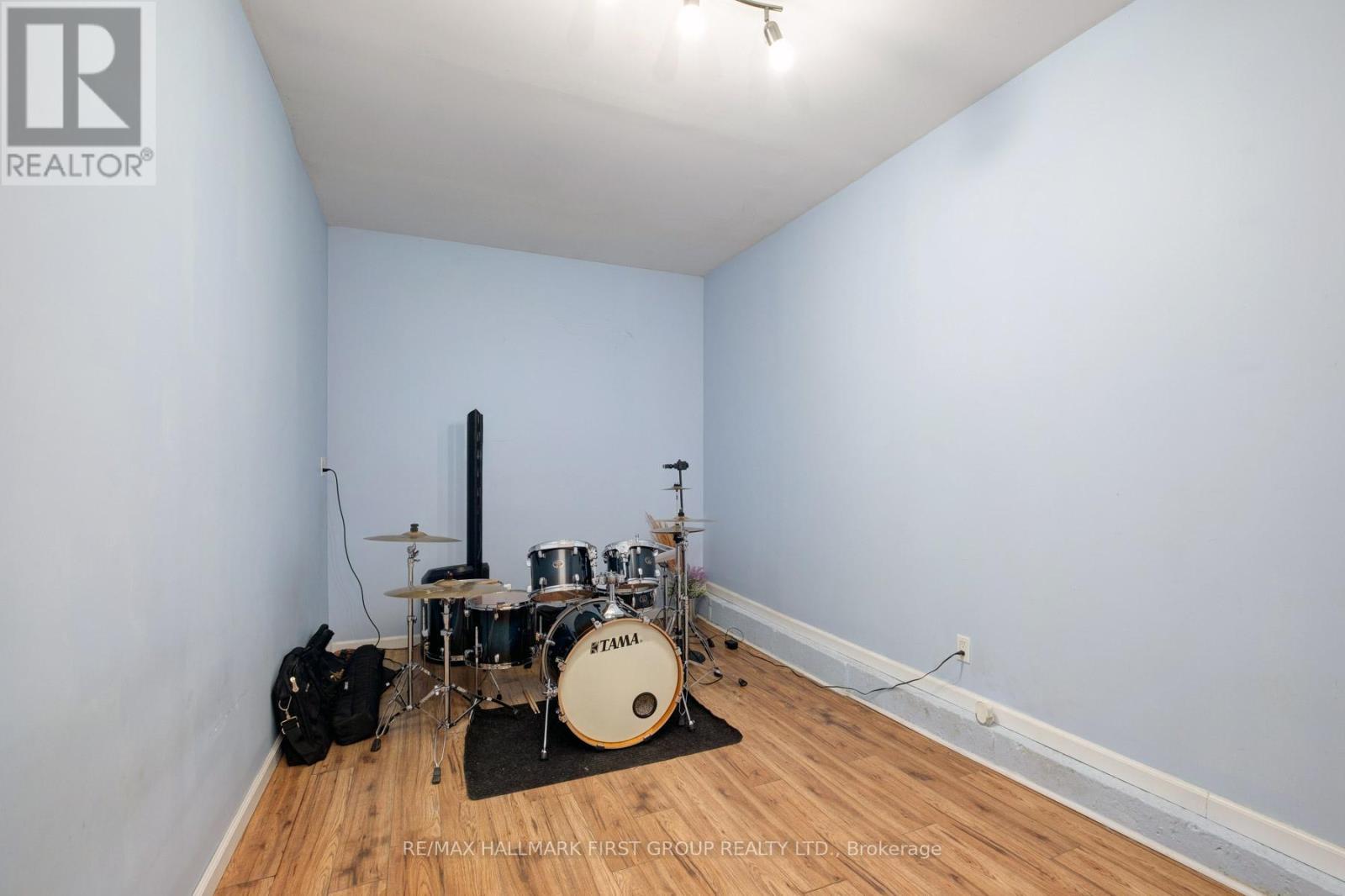 1456 Valley Drive, Oshawa, Ontario  L1J 7Z3 - Photo 8 - E12883402