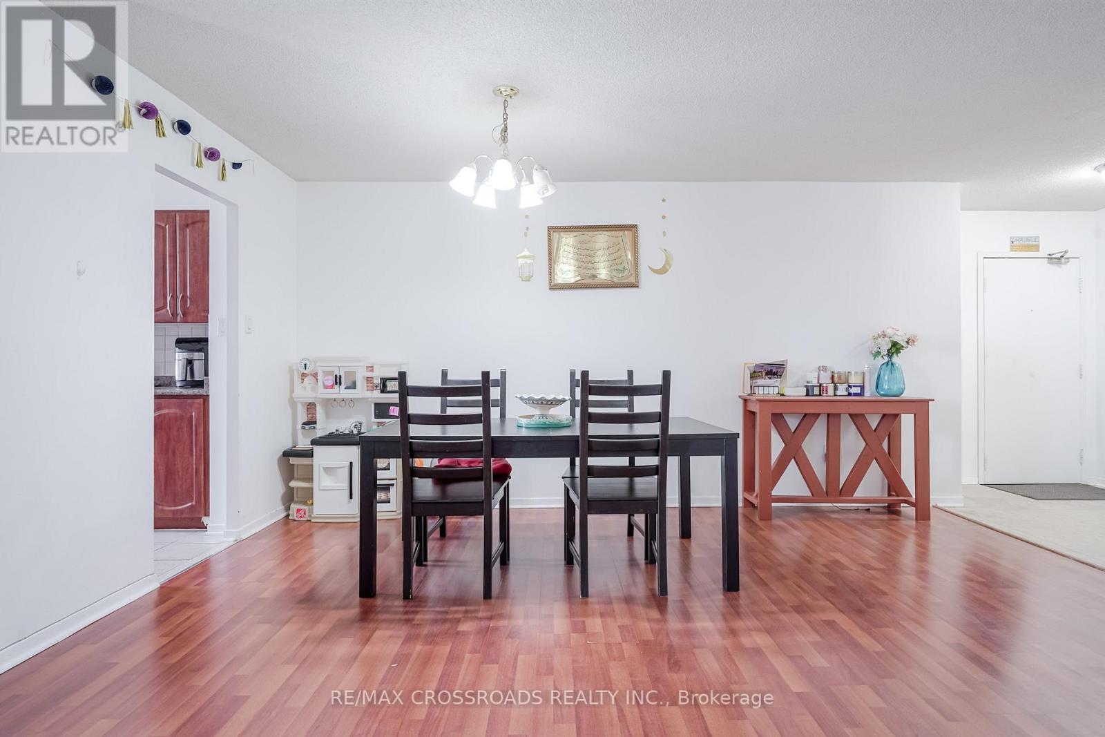 1204 - 15 Sewells Road, Toronto, Ontario  M1B 3V7 - Photo 5 - E12883400