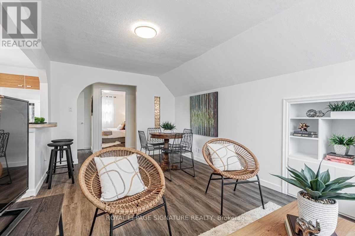 Upper - 179 Clonmore Drive, Toronto, Ontario  M1N 1Y2 - Photo 6 - E12883410