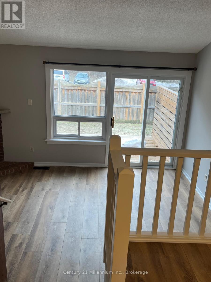 601 Tenth Street, Collingwood, Ontario  L9Y 4K6 - Photo 14 - S12883414