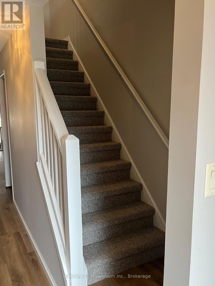 601 Tenth Street, Collingwood, Ontario  L9Y 4K6 - Photo 30 - S12883414