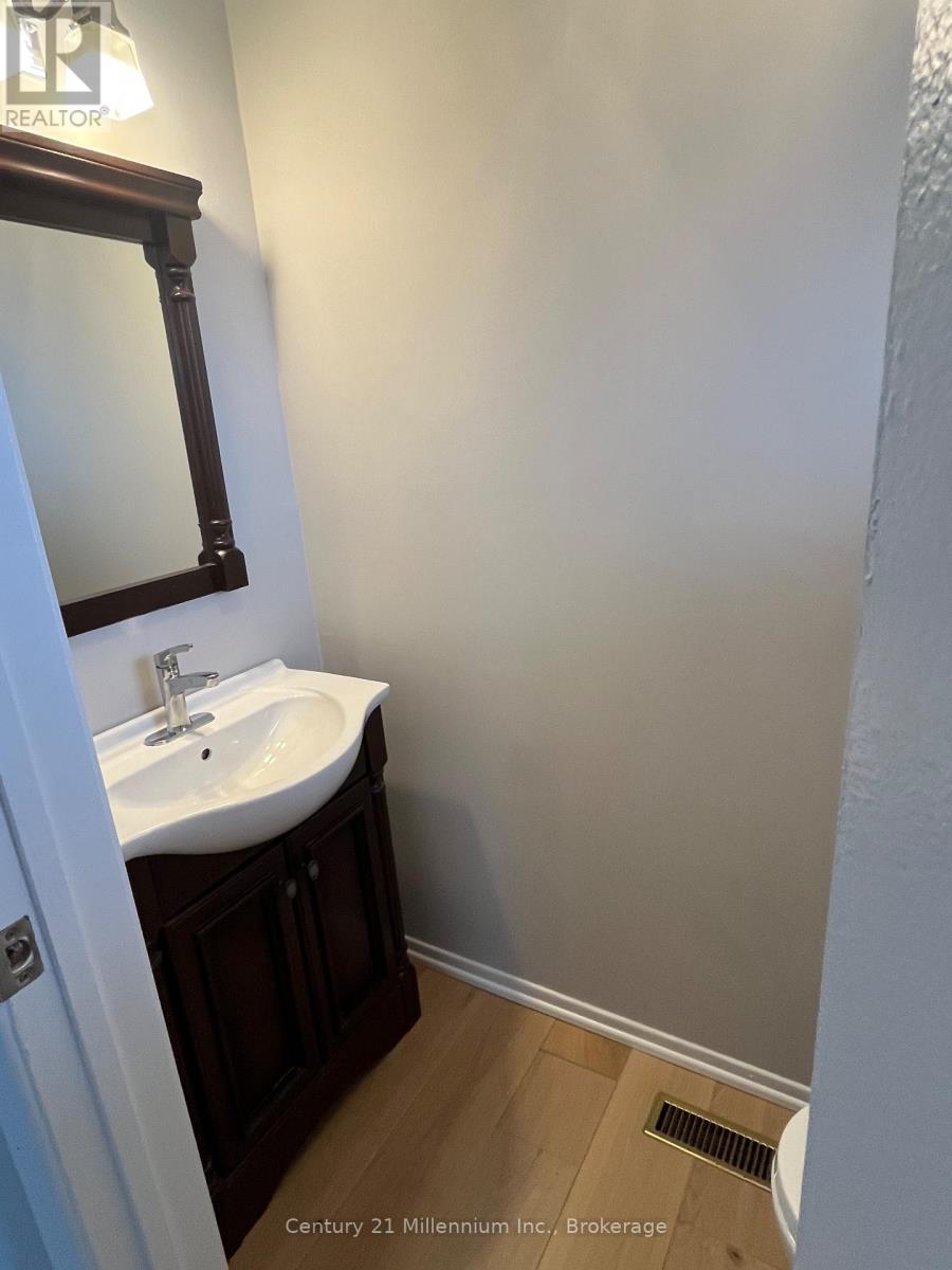 601 Tenth Street, Collingwood, Ontario  L9Y 4K6 - Photo 34 - S12883414