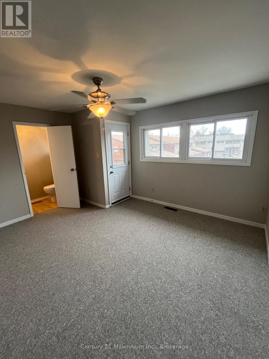 601 Tenth Street, Collingwood, Ontario  L9Y 4K6 - Photo 36 - S12883414