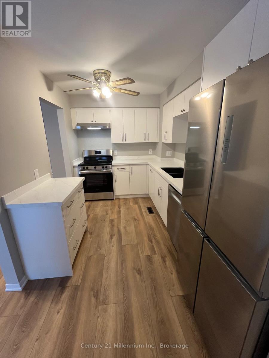 601 Tenth Street, Collingwood, Ontario  L9Y 4K6 - Photo 8 - S12883414