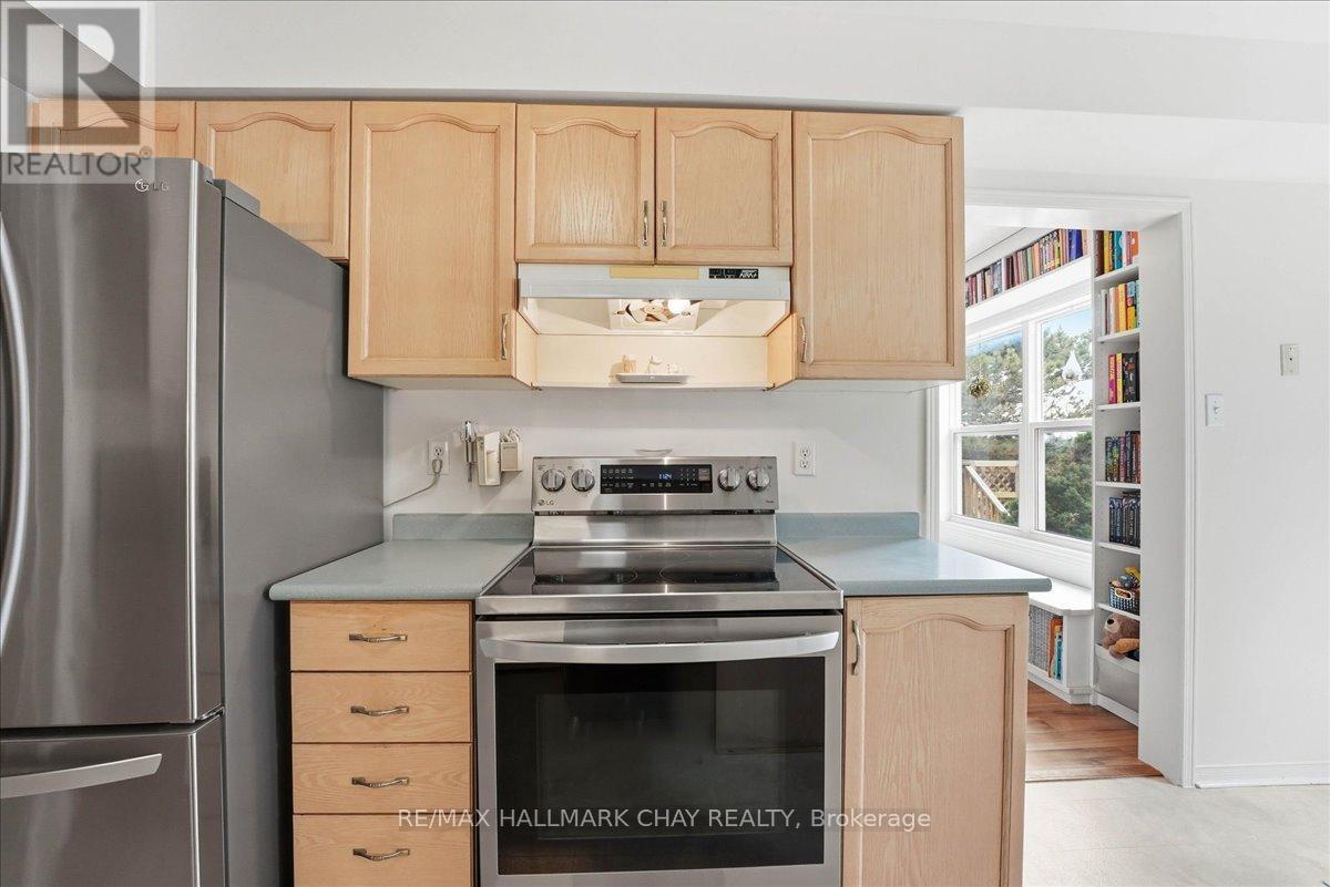 26 - 120 D'ambrosio Drive, Barrie, Ontario  L4N 7W3 - Photo 16 - S12883392