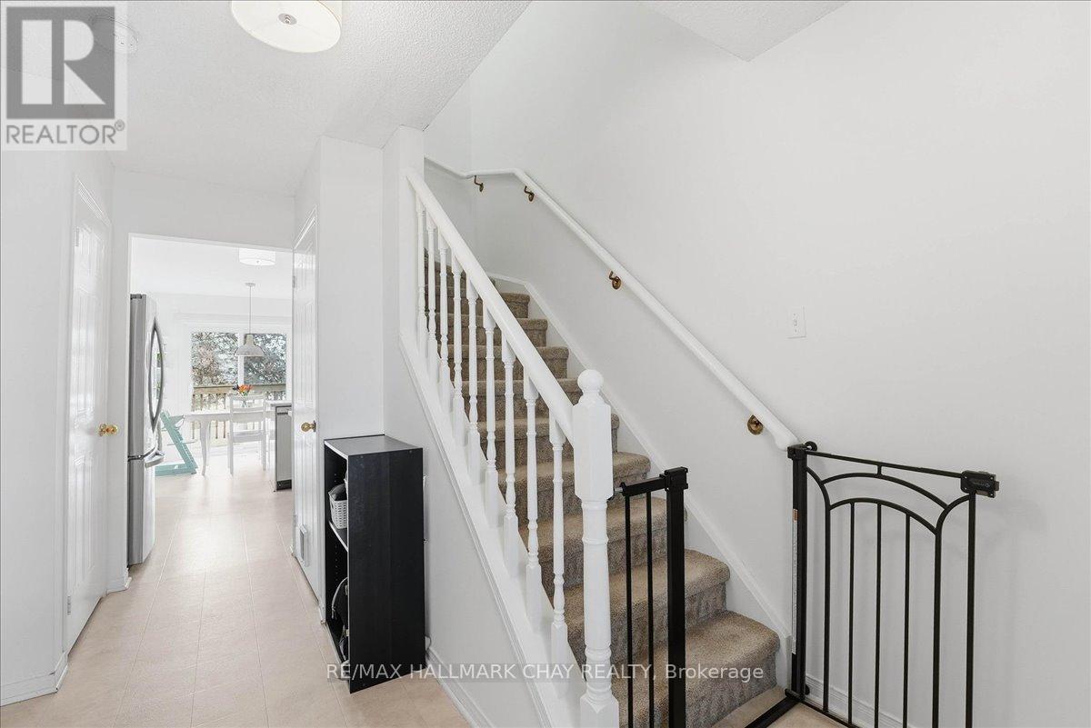 26 - 120 D'ambrosio Drive, Barrie, Ontario  L4N 7W3 - Photo 2 - S12883392