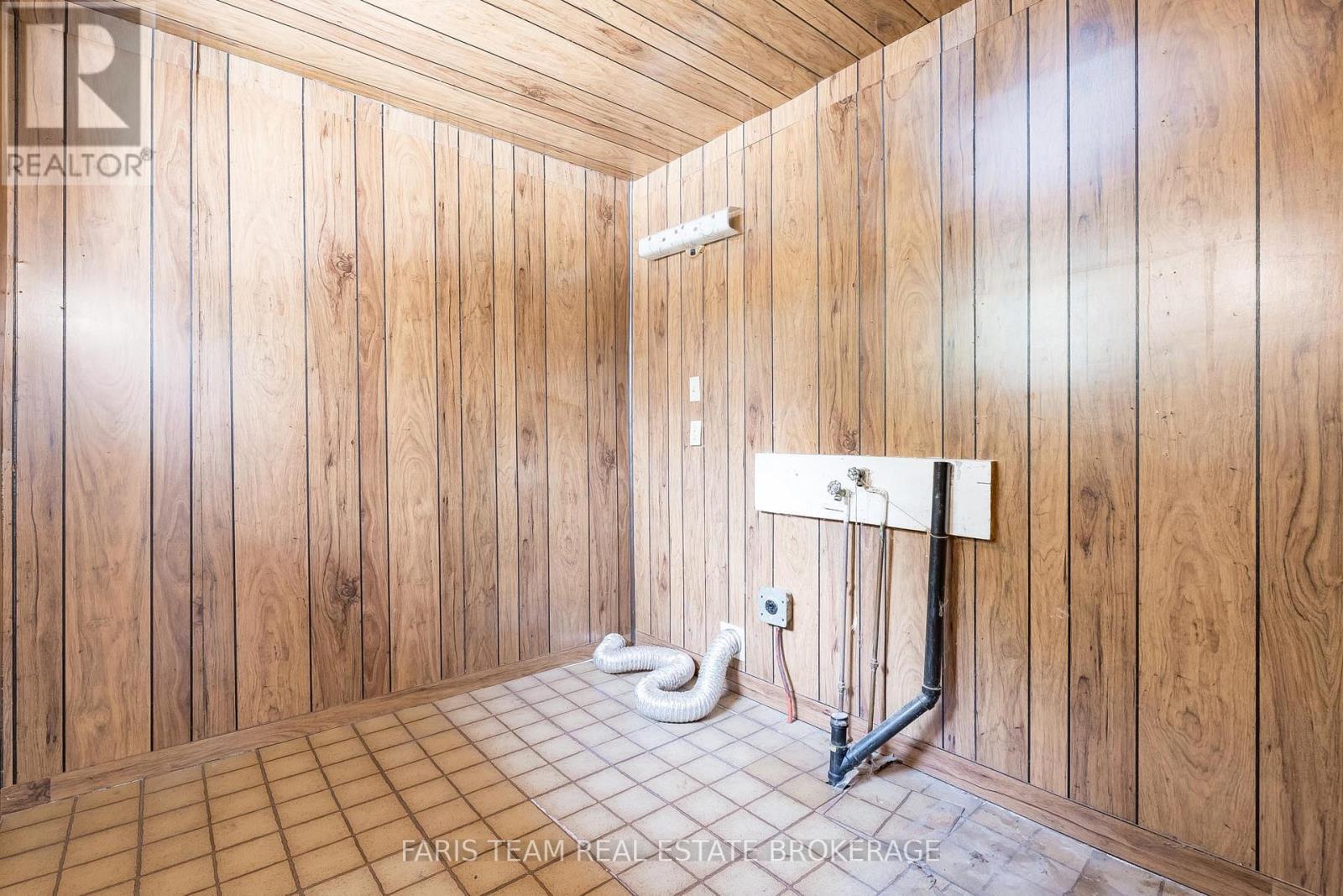 9 Yvonne Crescent, Oro-Medonte, Ontario  L0L 1T0 - Photo 17 - S12883426