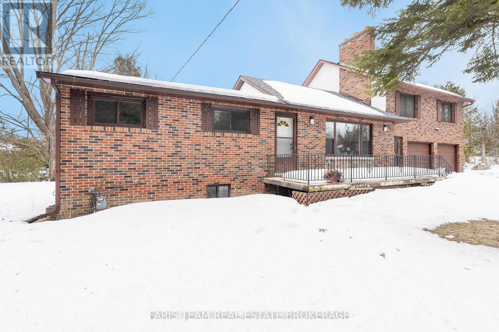 9 Yvonne Crescent, Oro-Medonte, Ontario  L0L 1T0 - Photo 3 - S12883426