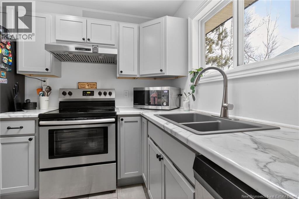 1828 Amirault Street, Dieppe, New Brunswick  E1A 7J8 - Photo 17 - NB135032