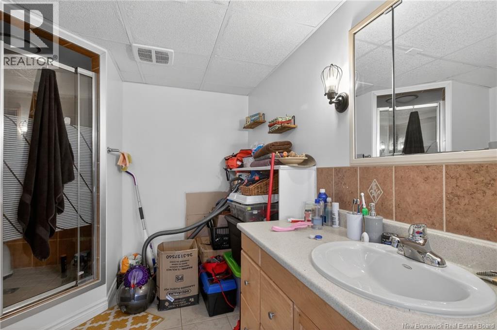 1828 Amirault Street, Dieppe, New Brunswick  E1A 7J8 - Photo 37 - NB135032