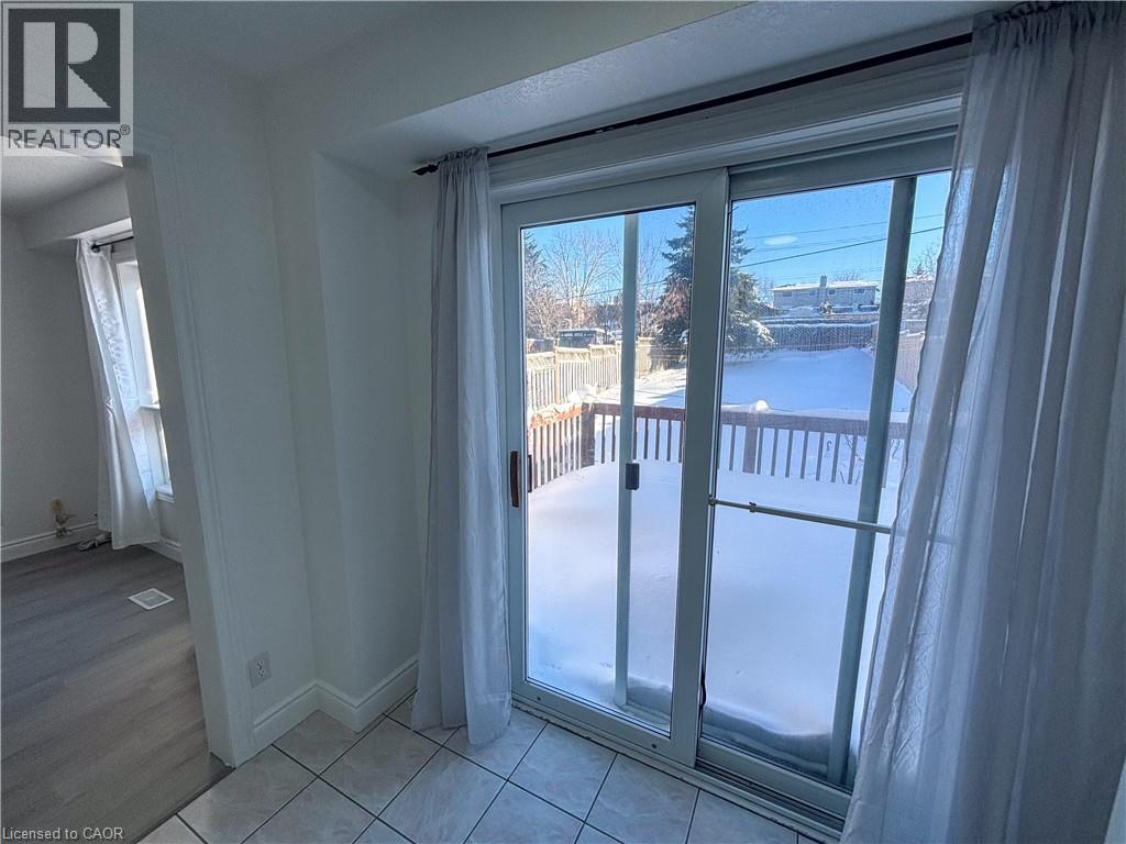 303 Bankside Drive, Kitchener, Ontario  N2N 3K3 - Photo 13 - 40803772
