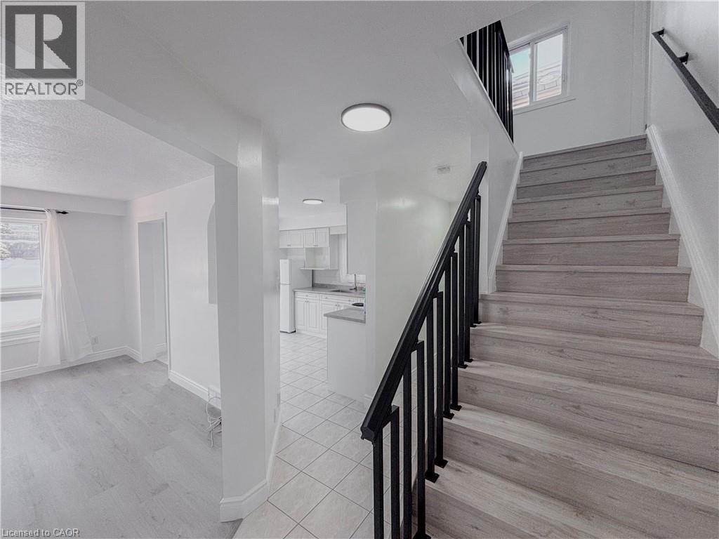 303 Bankside Drive, Kitchener, Ontario  N2N 3K3 - Photo 9 - 40803772